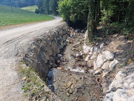 Sanacijska obnova vodotokov in hudournikov po poplavah (30)